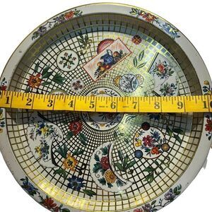 Vintage Daher Decorated Ware England  tin round decorative round tray